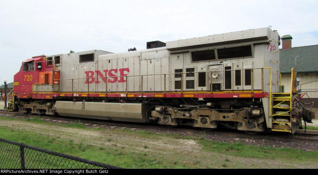 BNSF 720